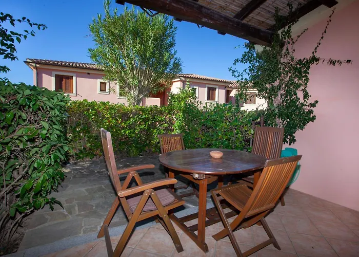 Mare Sardegna Murta Maria - * אולביה