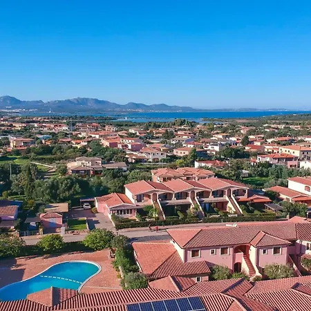 Mare Sardegna Murta Maria - דירה אולביה
